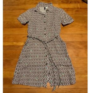 H&M Divided Shirt Dress with Pockets in Retro Geometric Pattern, Size 8